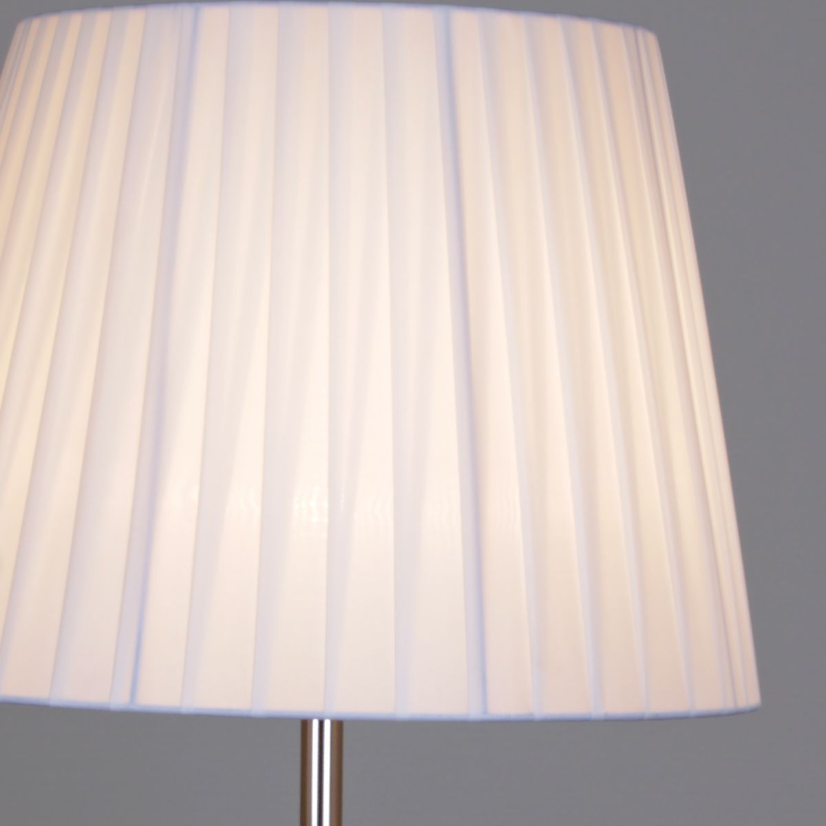 Торшер Reluce 02063-0.6-01 WH-CR в #REGION_NAME_DECLINE_PP#