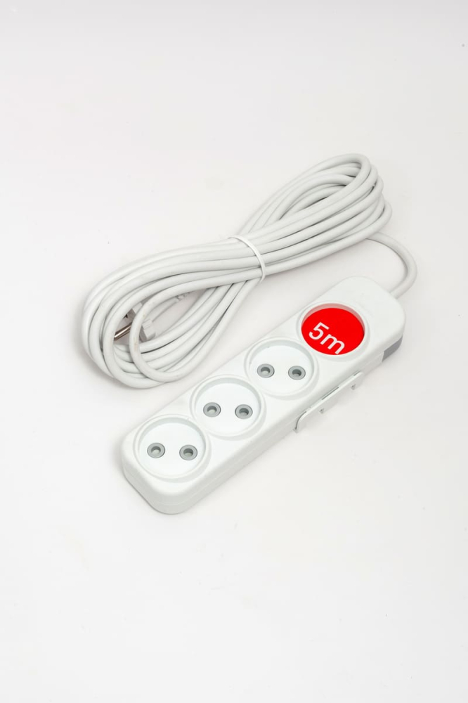 Удлинитель 4вх с защитными шторками ELBI Myra 527-010205-450 в Санкт-Петербурге