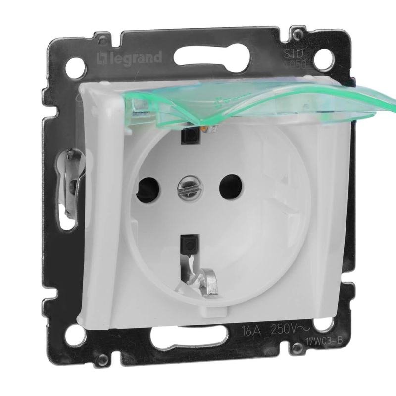 Розетка 2К+З Legrand Valena 16A 250V с/з со шторками крышкой винтовой зажим немецкий стандарт белый 774220 УЦ в #REGION_NAME_DECLINE_PP#