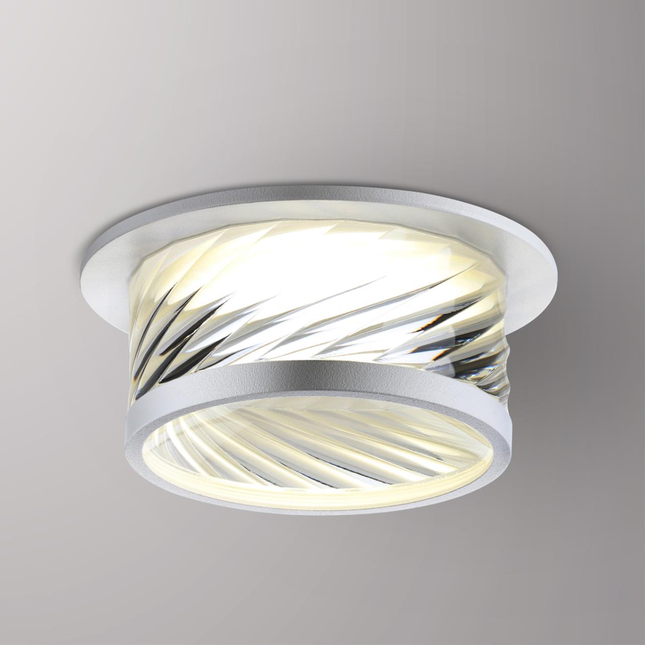 Встраиваемый светильник на натяжной потолок Novotech Spot 370919 в Санкт-Петербурге