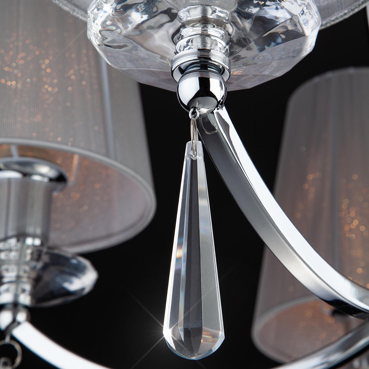 Подвесная люстра Eurosvet Valery 60079/5 хром в #REGION_NAME_DECLINE_PP#