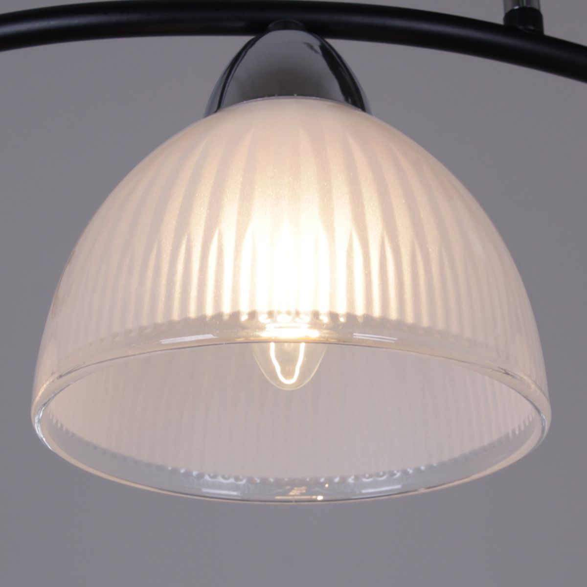 Потолочный светильник Reluce 66360-0.3-03 BK+CR в #REGION_NAME_DECLINE_PP#