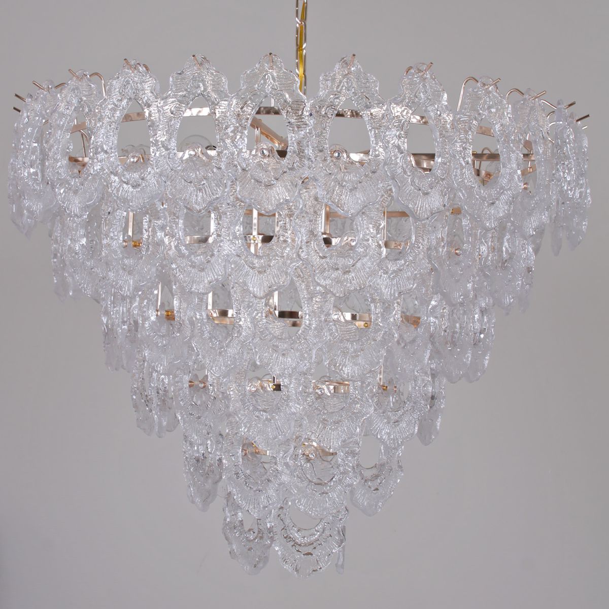 Подвесная люстра Reluce 09502-0.4-800 в Санкт-Петербурге