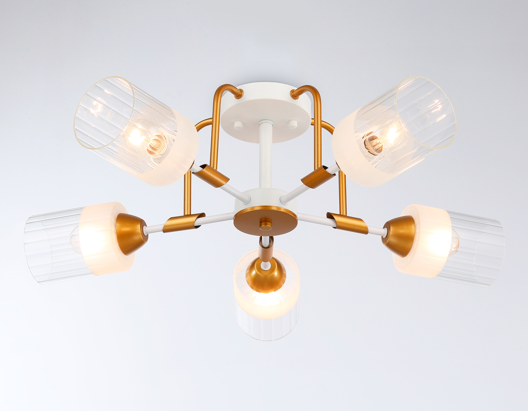 Люстра на штанге Ambrella Light Modern TR303323 в Санкт-Петербурге