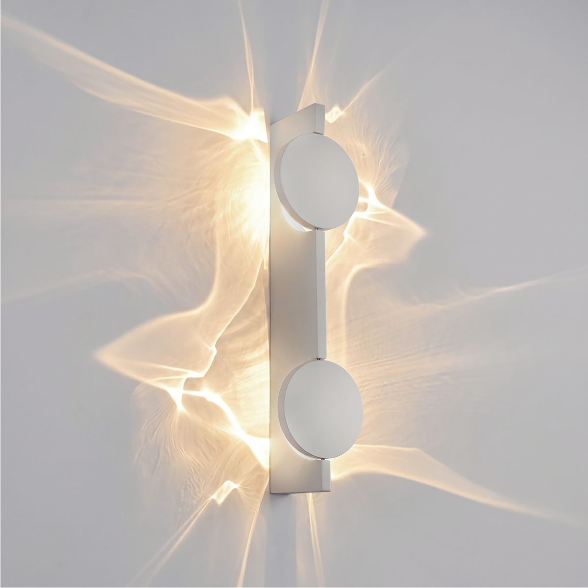 Настенный светильник Loft IT Flame 10452/2W White sand в #REGION_NAME_DECLINE_PP#
