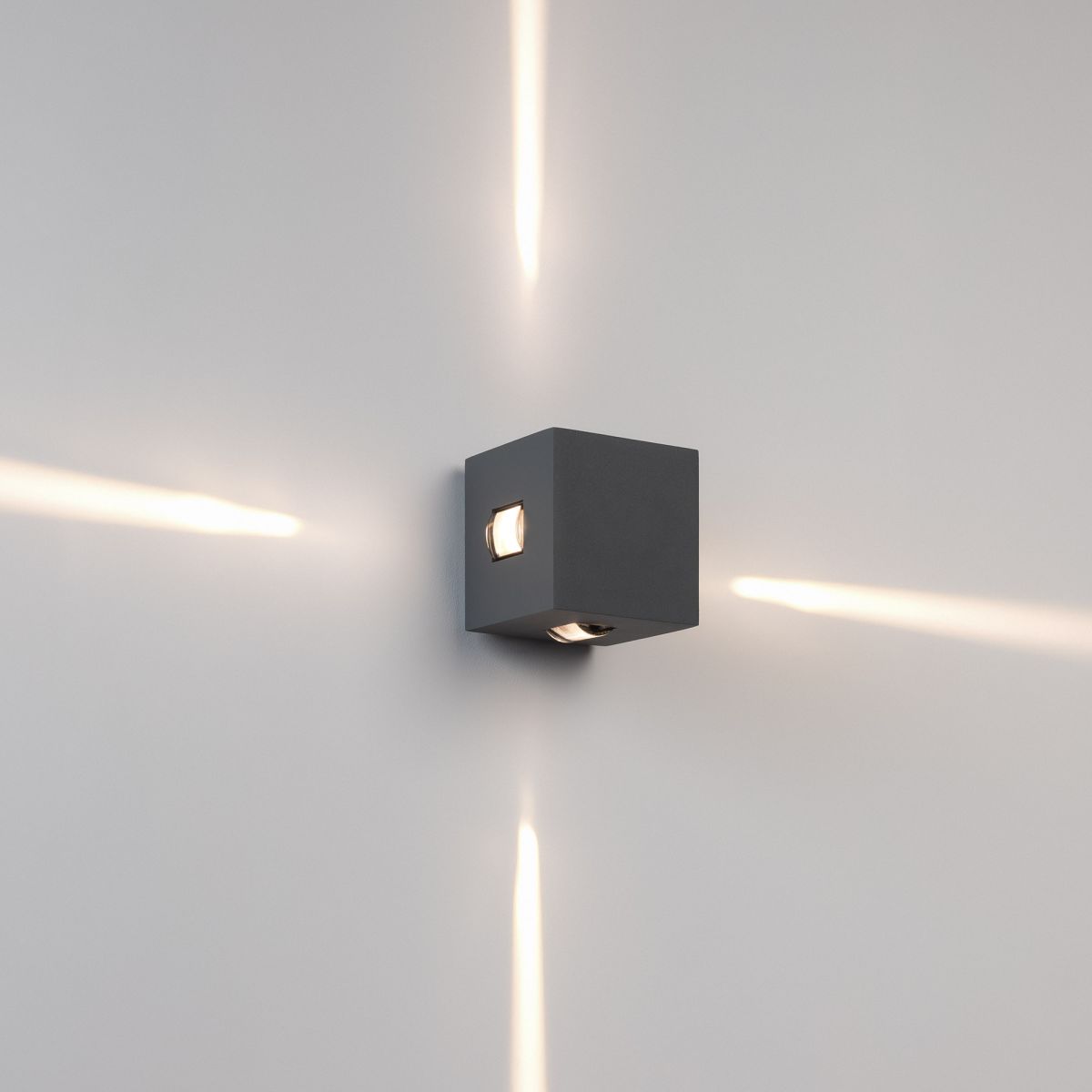 Уличный настенный светильник Arlight LGD-VERSATI-4x3W Day4000 (Серый, 4x3 deg, 230V) (IP65 Металл) 063581 в #REGION_NAME_DECLINE_PP#
