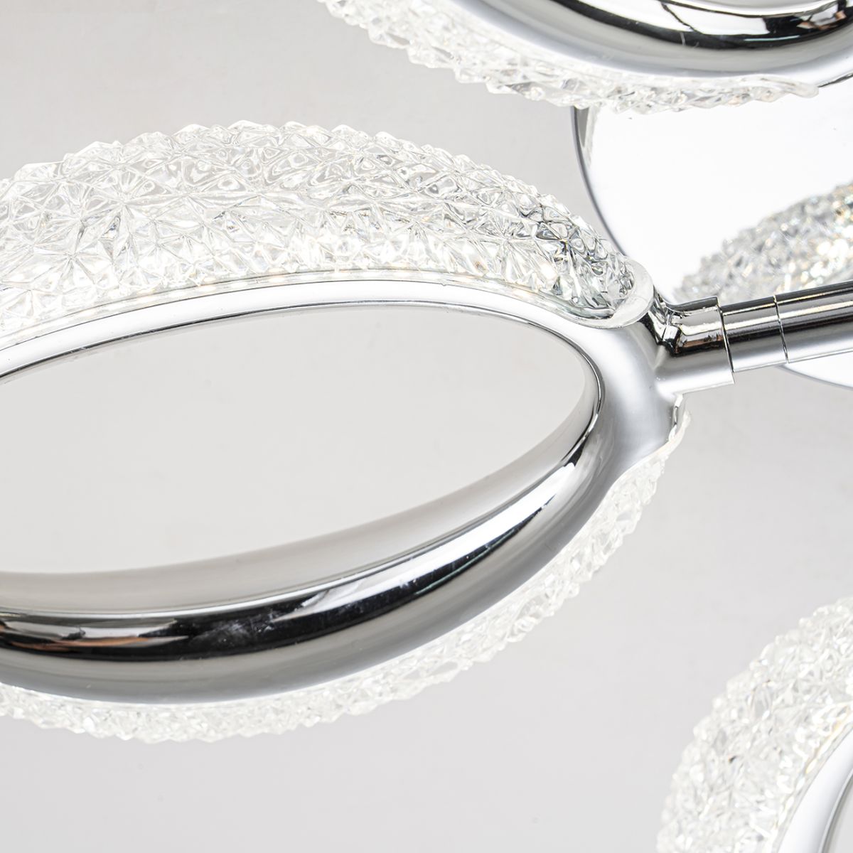 Потолочная люстра Escada Verbena 10269/5LED Chrome в Санкт-Петербурге