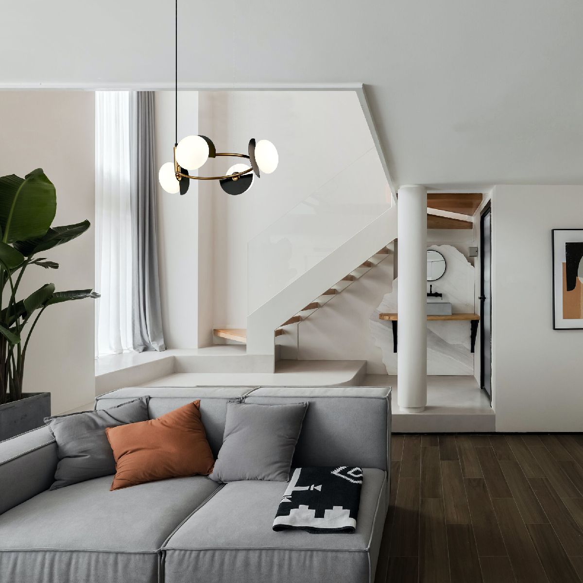 Подвесная люстра Eurosvet Moity 70150/4 черный/латунь Smart a064822 в Санкт-Петербурге