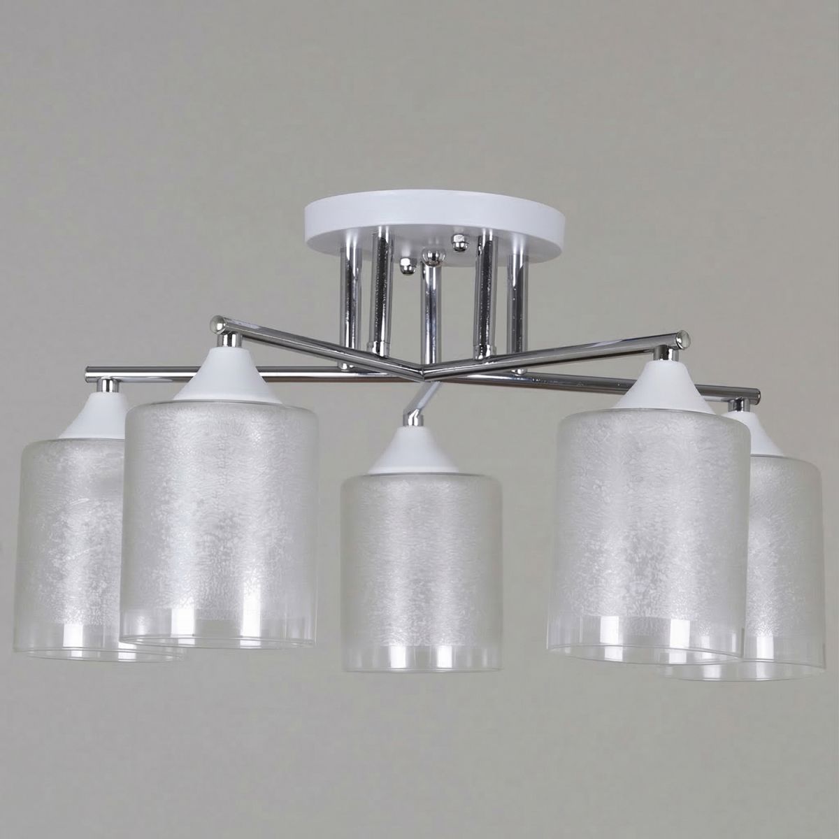 Потолочная люстра Reluce 69160-0.3-05 WH+BK в Санкт-Петербурге