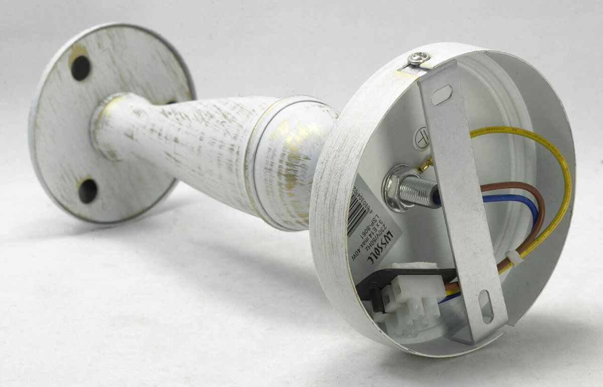 Потолочная люстра Lussole Lgo LSP-8061 в Санкт-Петербурге
