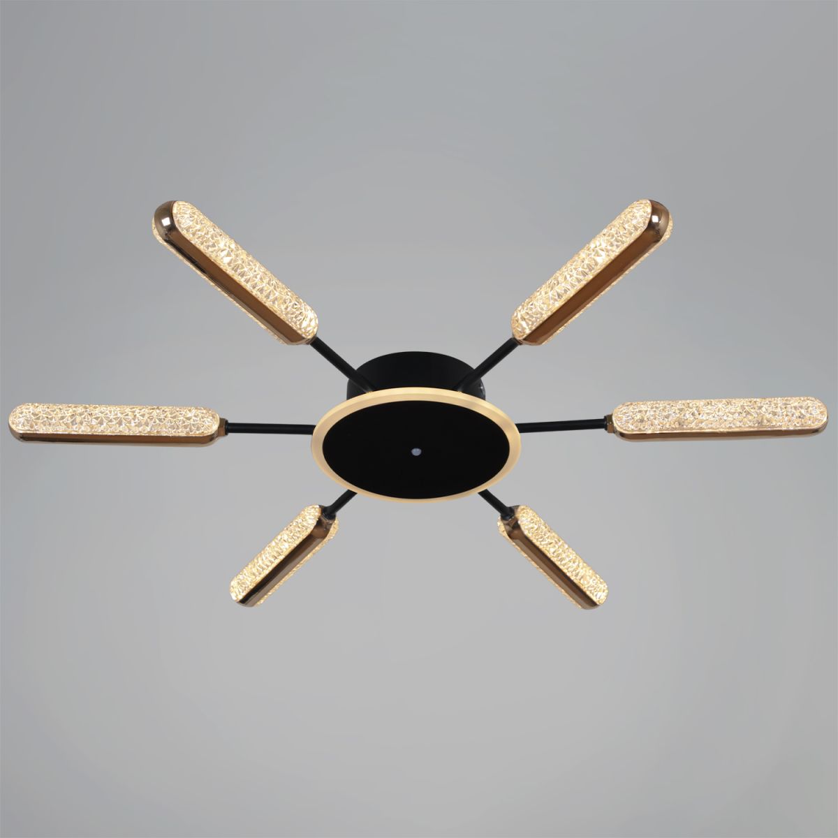 Потолочная люстра Reluce 08290-0.3-06 BK+GD в Санкт-Петербурге