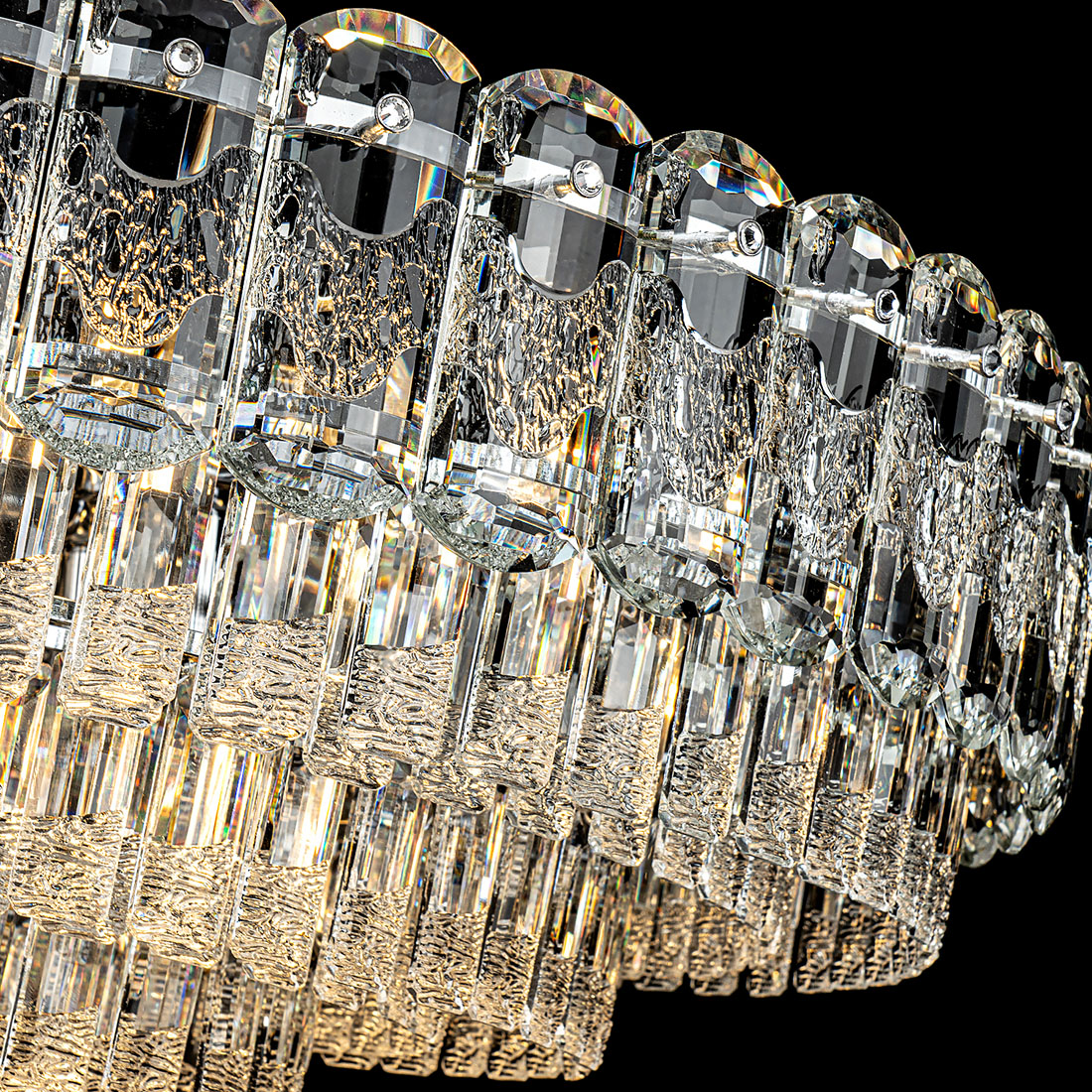 Подвесная люстра Modelux ML.7092.800 CR в #REGION_NAME_DECLINE_PP#