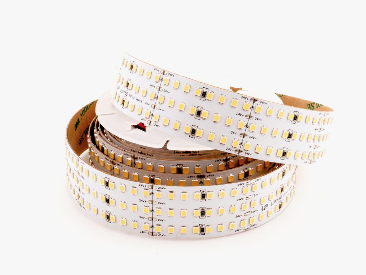Светодиодная лента LEDS POWER трехрядная 2835 528/м (48Вт/м) 24В холодная LUX160 006321 в Санкт-Петербурге