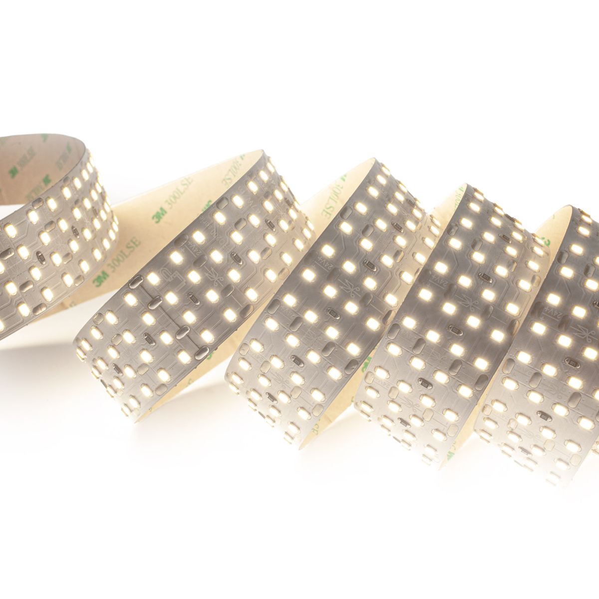 Светодиодная лента LEDS POWER четырехрядная 2835 448/м (47Вт/м) 24В нейтральная, серия ПРО200 009100 в Санкт-Петербурге