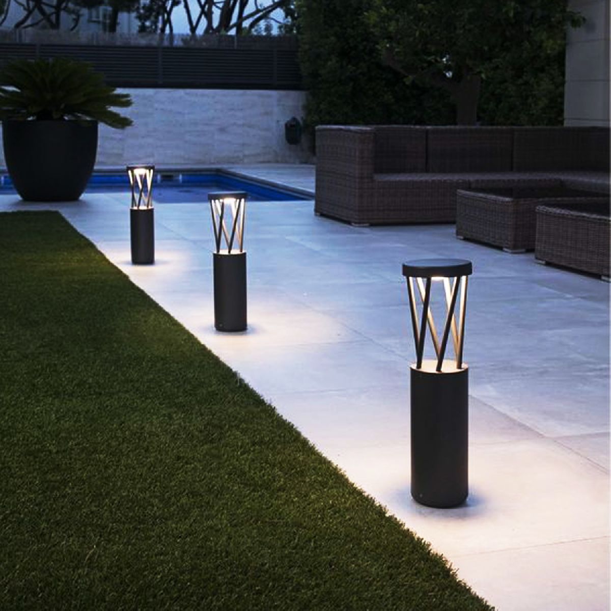 Ландшафтный светильник Reluce 09973-0.7-001KT 0,6M LED12W BK в Санкт-Петербурге