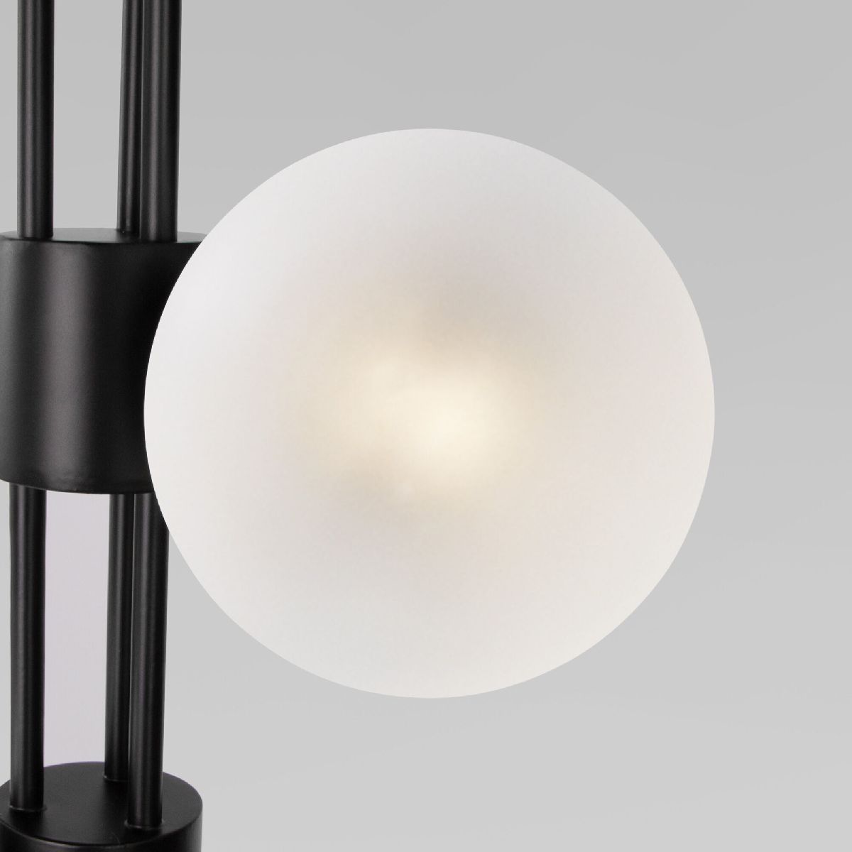 Торшер Eurosvet Volver 01383/3 черный a066797 в Санкт-Петербурге