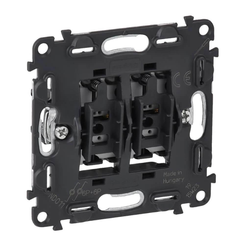 Выключатель двухполюсный Legrand Valena Мех In Matic 16AX 250V винтовой зажим 752002 в Санкт-Петербурге