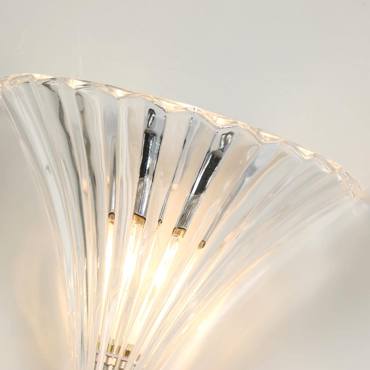 Настенный светильник Favourite Iris 1696-1W в #REGION_NAME_DECLINE_PP#