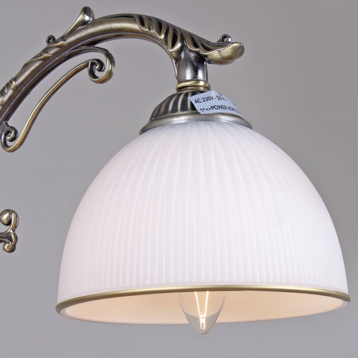 Потолочная люстра Reluce 19018-0.3-05 в Санкт-Петербурге