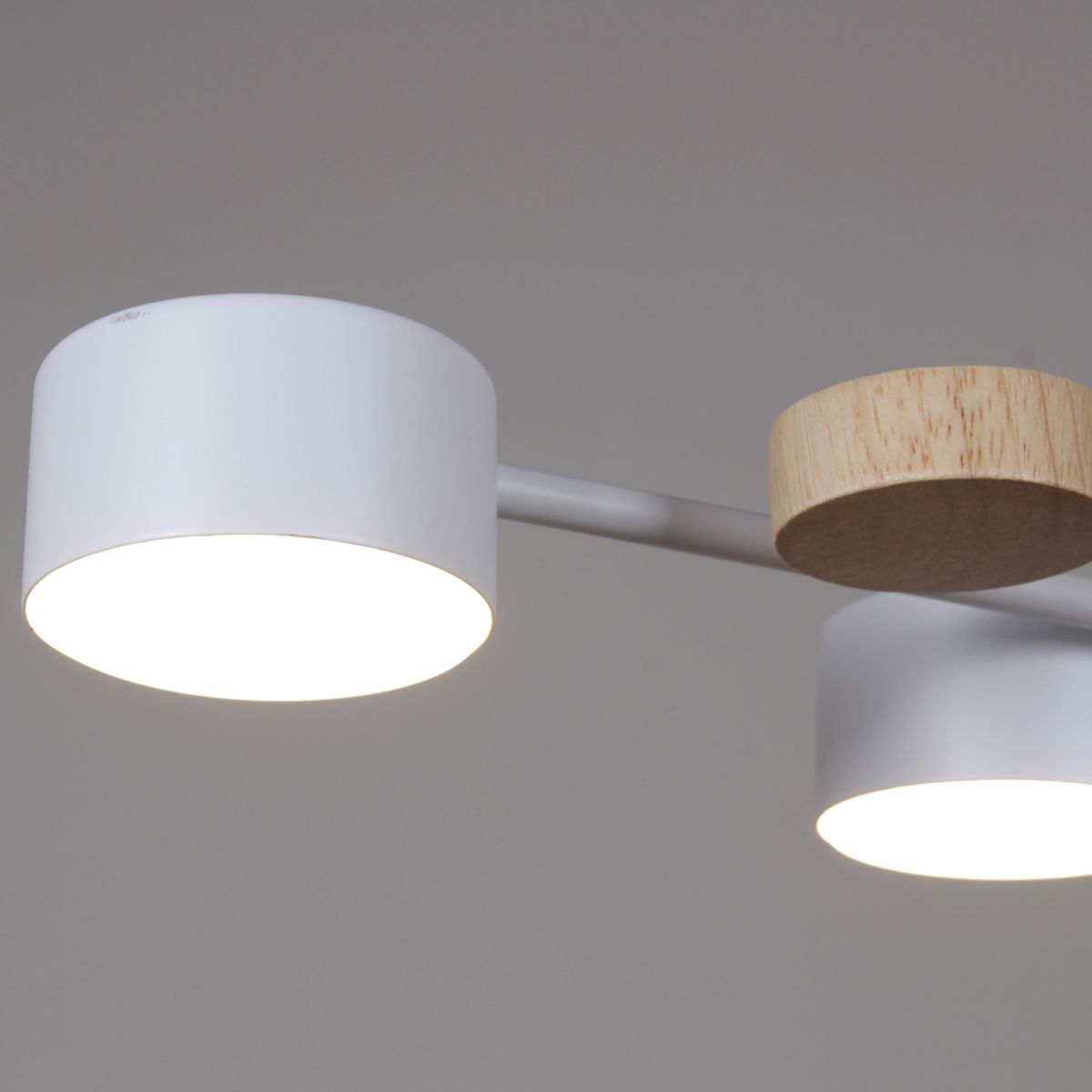 Люстра на штанге Reluce 03758-0.3-06 WT+WOOD GX53 в Санкт-Петербурге