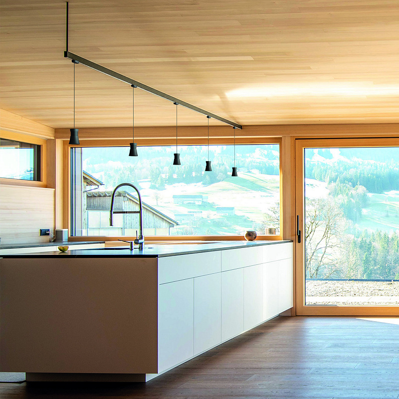 Трековый подвесной светильник Mantra Pagoda 7789 в #REGION_NAME_DECLINE_PP#