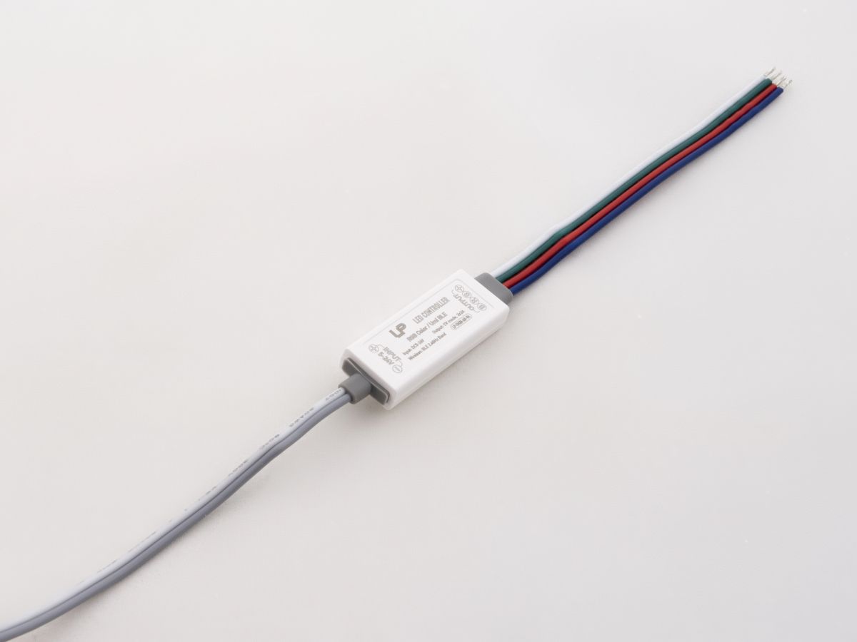 Контроллер LEDS POWER RGB TM30-H+App Umi Mesh 9A 005386 в Санкт-Петербурге
