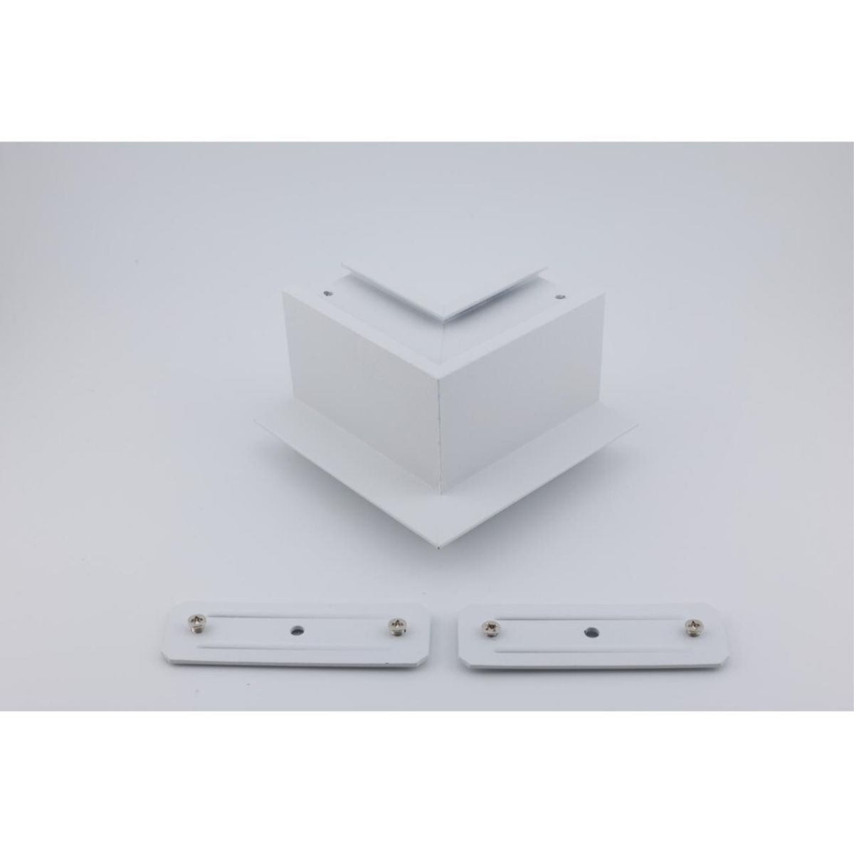 Соединитель угловой плоский для магнитного шинопровода Aployt Magnetic track 220 APL.0285.10.01 в Санкт-Петербурге