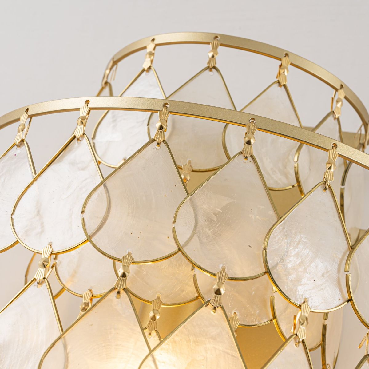 Настенный светильник Favourite Mollitia 4763-1W в #REGION_NAME_DECLINE_PP#