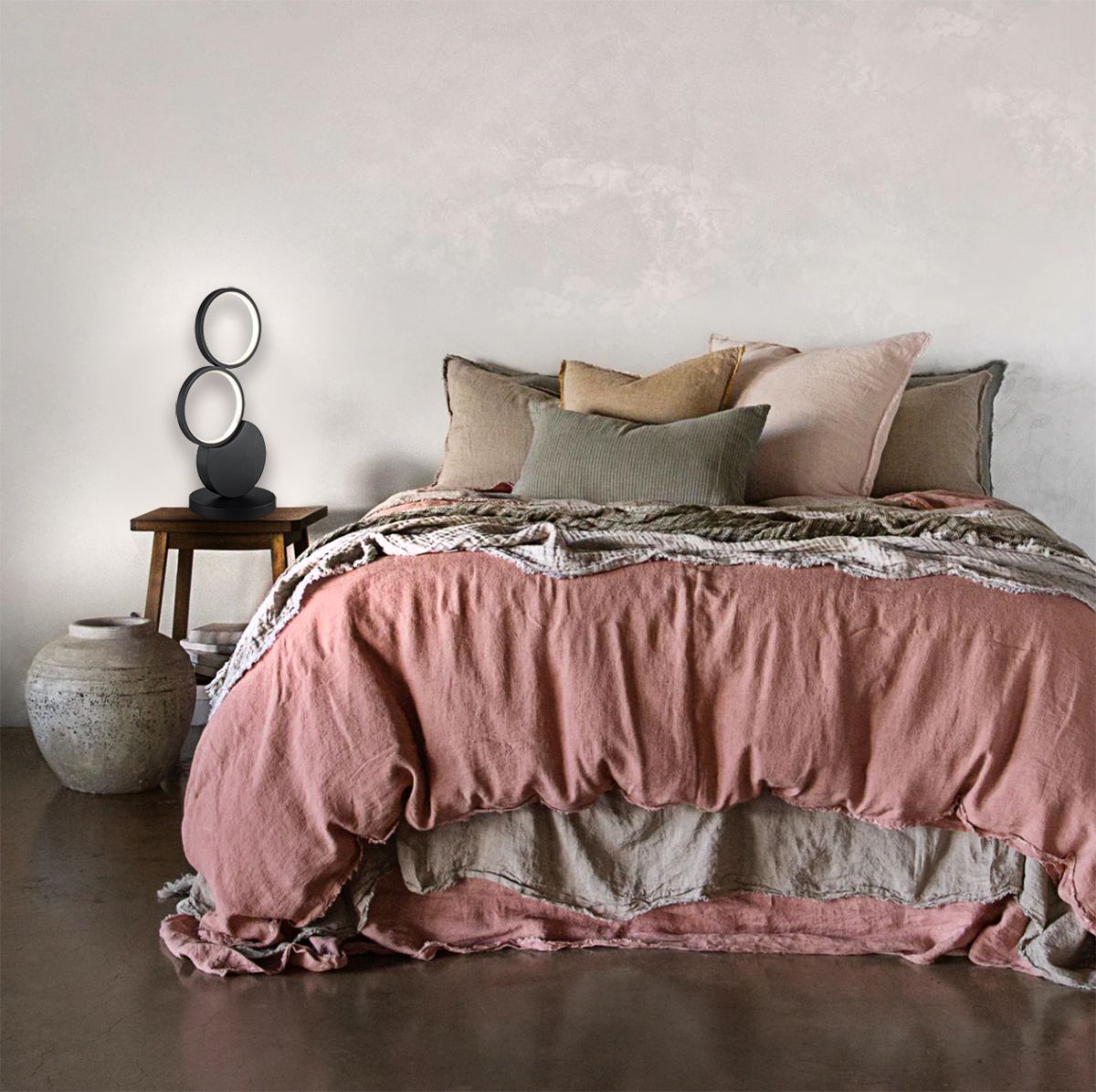 Настольная лампа Escada Lunar 10263/L LED Black в Санкт-Петербурге