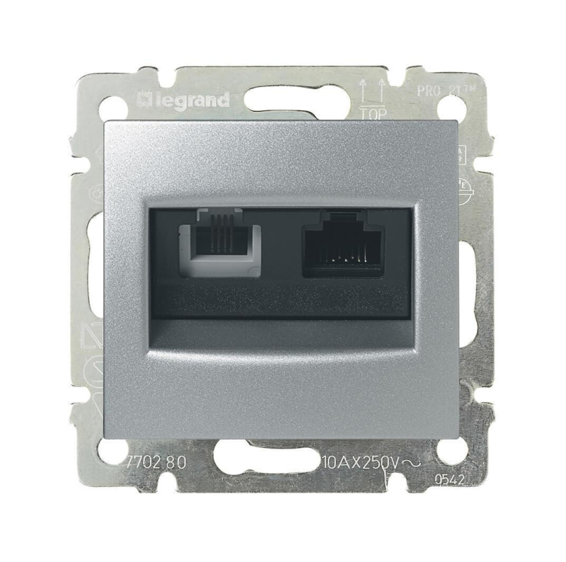 Розетка комбинированная RJ11+RJ45 Legrand Valena 6 кат UTP на винтах алюминий 770280 в Санкт-Петербурге