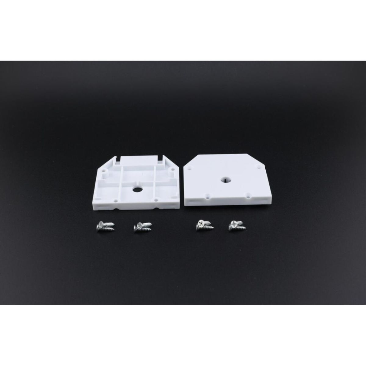 Заглушка магнитного шинопровода для натяжного потолка Aployt Magnetic track 220 APL.0284.10.05 в Санкт-Петербурге