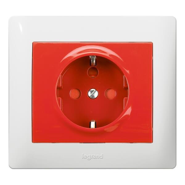 Розетка 2К+3 Legrand Galea Life Magic 16A 250V с/з с блокировкой красная 771029 в Санкт-Петербурге