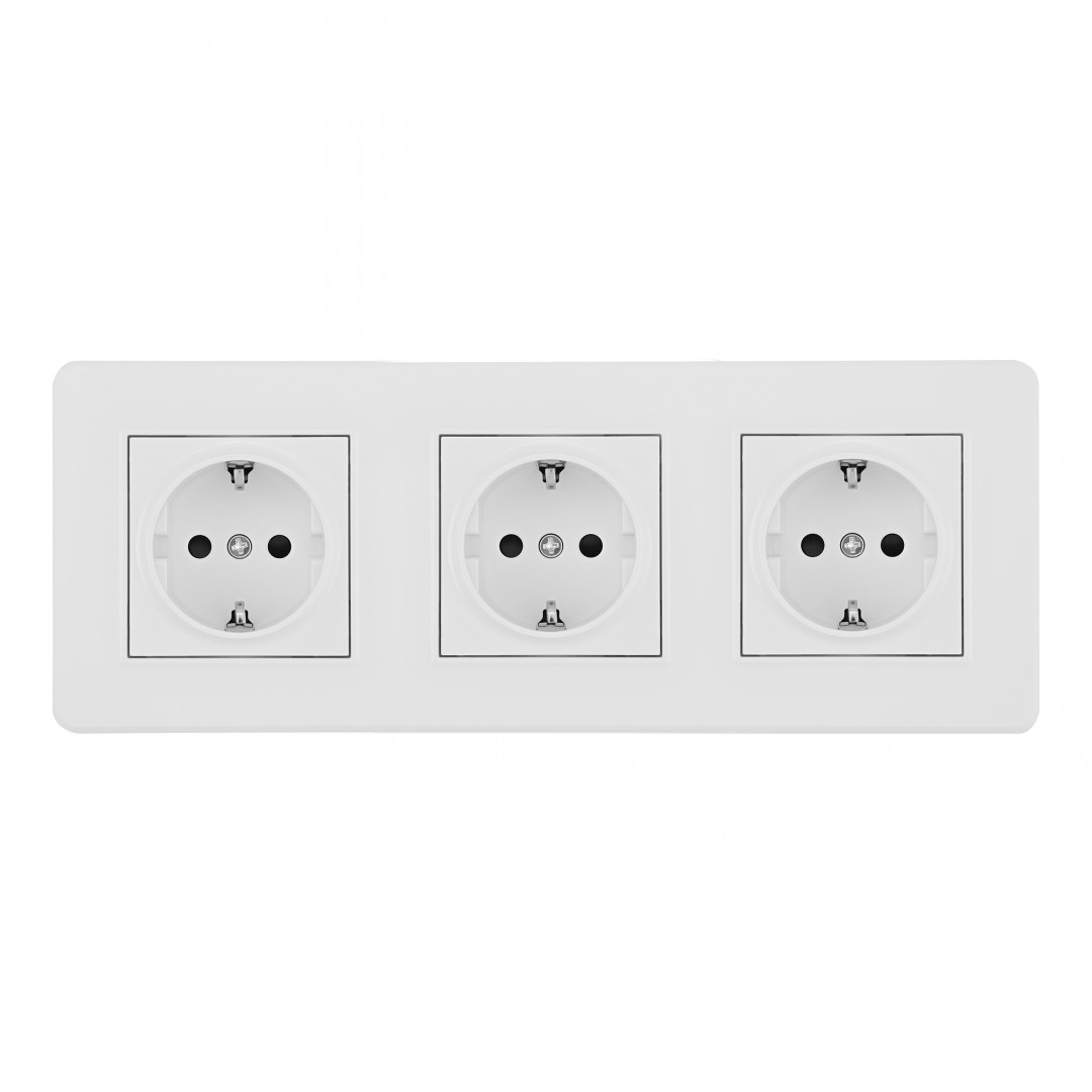 Розетка тройная (трехпостовая) с/з и шторками Arte Milano SET16-3-40-1x3 white в Санкт-Петербурге