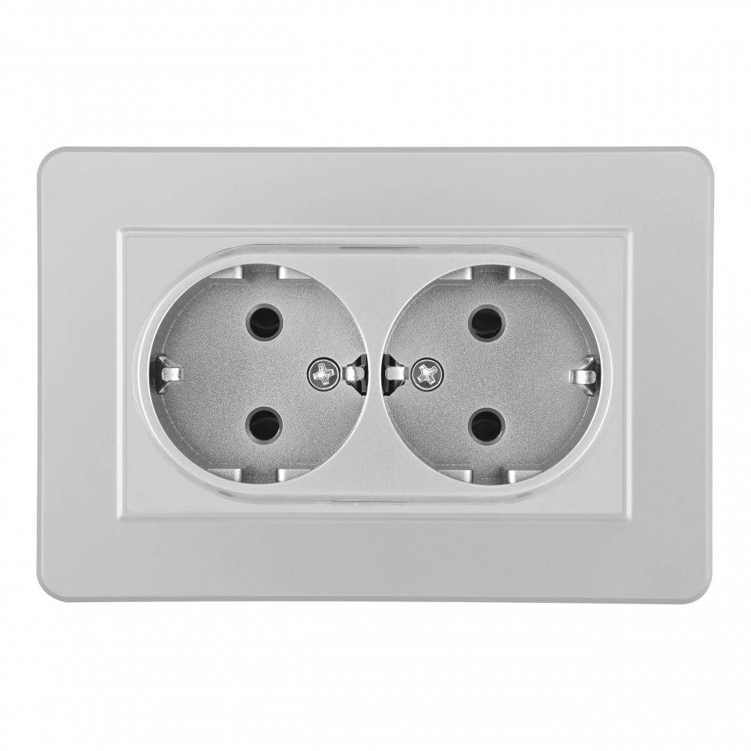 Розетка двойная с/з и шторками Arte Milano SET16-double-40-2 silver в Санкт-Петербурге