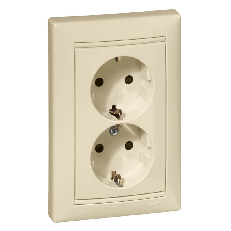 Розетка 2x2К+З Legrand Valena 16A 250V с/з винтовой зажим слоновая кость 774370 в Санкт-Петербурге