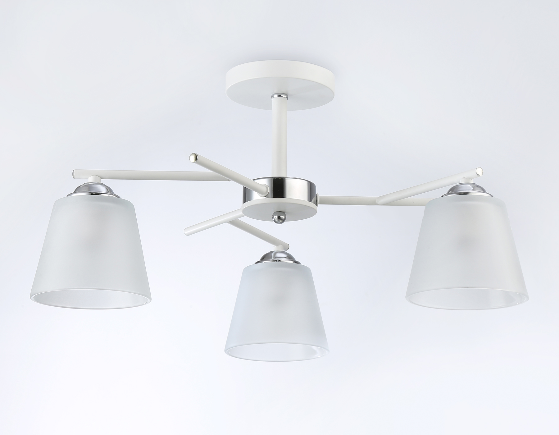 Люстра на штанге Ambrella Light Modern TR303202 в Санкт-Петербурге