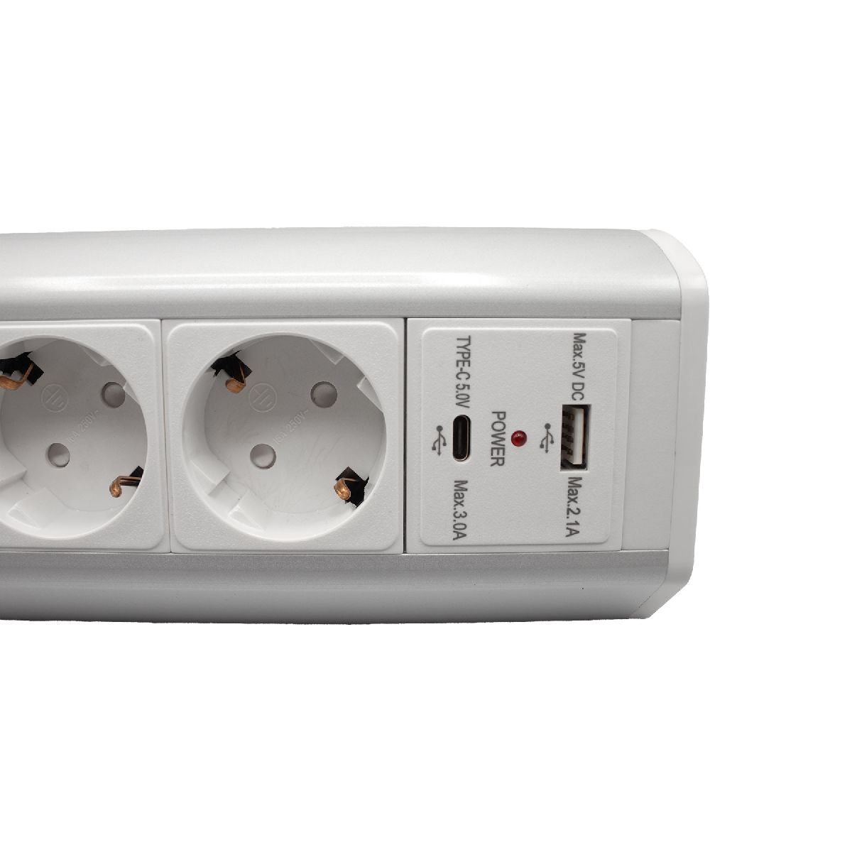 Блок розеток LK-BN1402 (2 секции 1 USB + 1 type-C беспроводная зарядка) Mebax 00-00002870 в Санкт-Петербурге