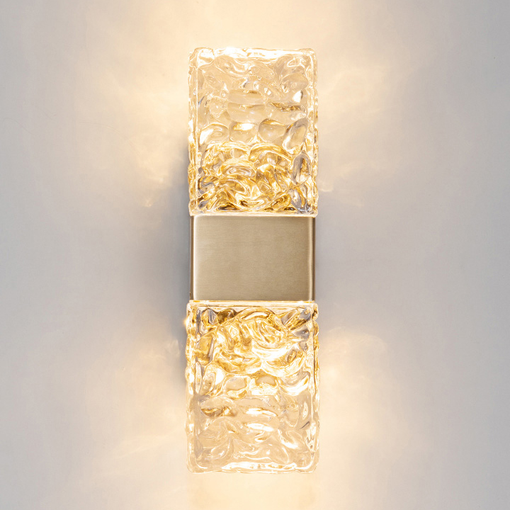 Настенный светильник DeLight Collection Wall lamp 88068W gold/clear в #REGION_NAME_DECLINE_PP#