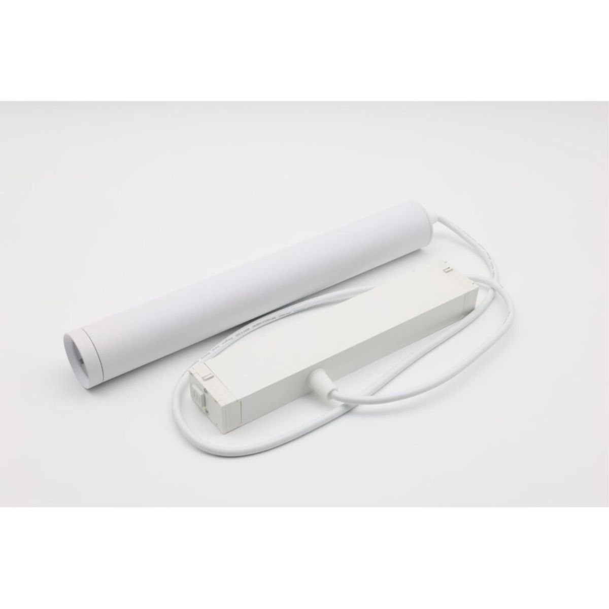 Трековый магнитный светильник Aployt Magnetic track 220 APL.0207.10.10 в Санкт-Петербурге