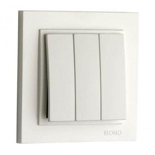 Выключатель трехклавишный Mono Electric Despina 10А 250В слоновая кость 102-010022-114 в Санкт-Петербурге