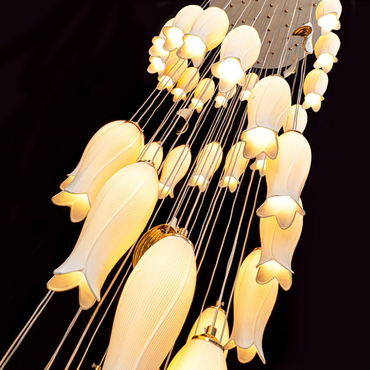 Подвесная люстра Modelux ML.8868.48 WH в Санкт-Петербурге