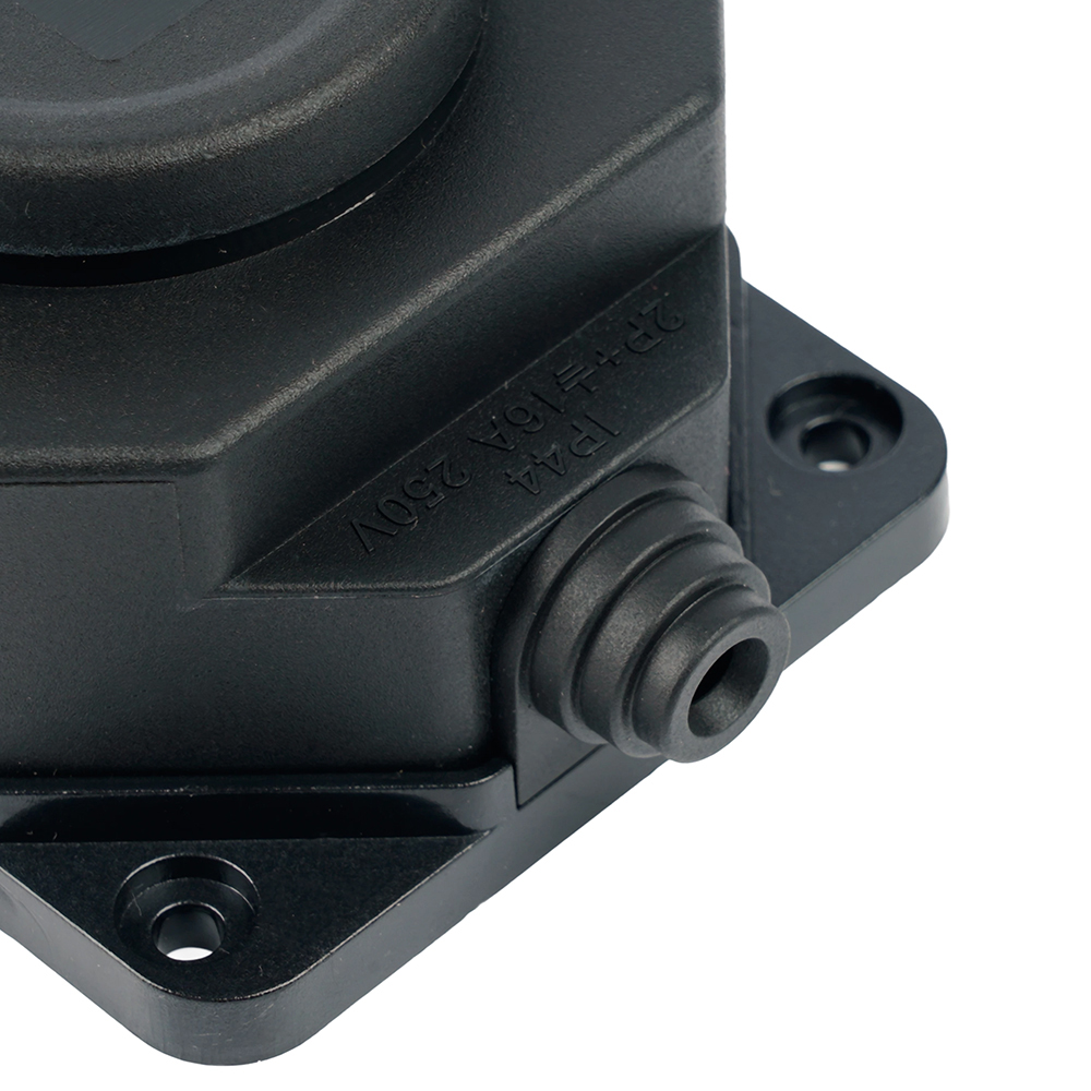 Розетка переносная 1-местная c/з Stekker RST16-1-44 250В 16А IP44 черный 50804 в Санкт-Петербурге