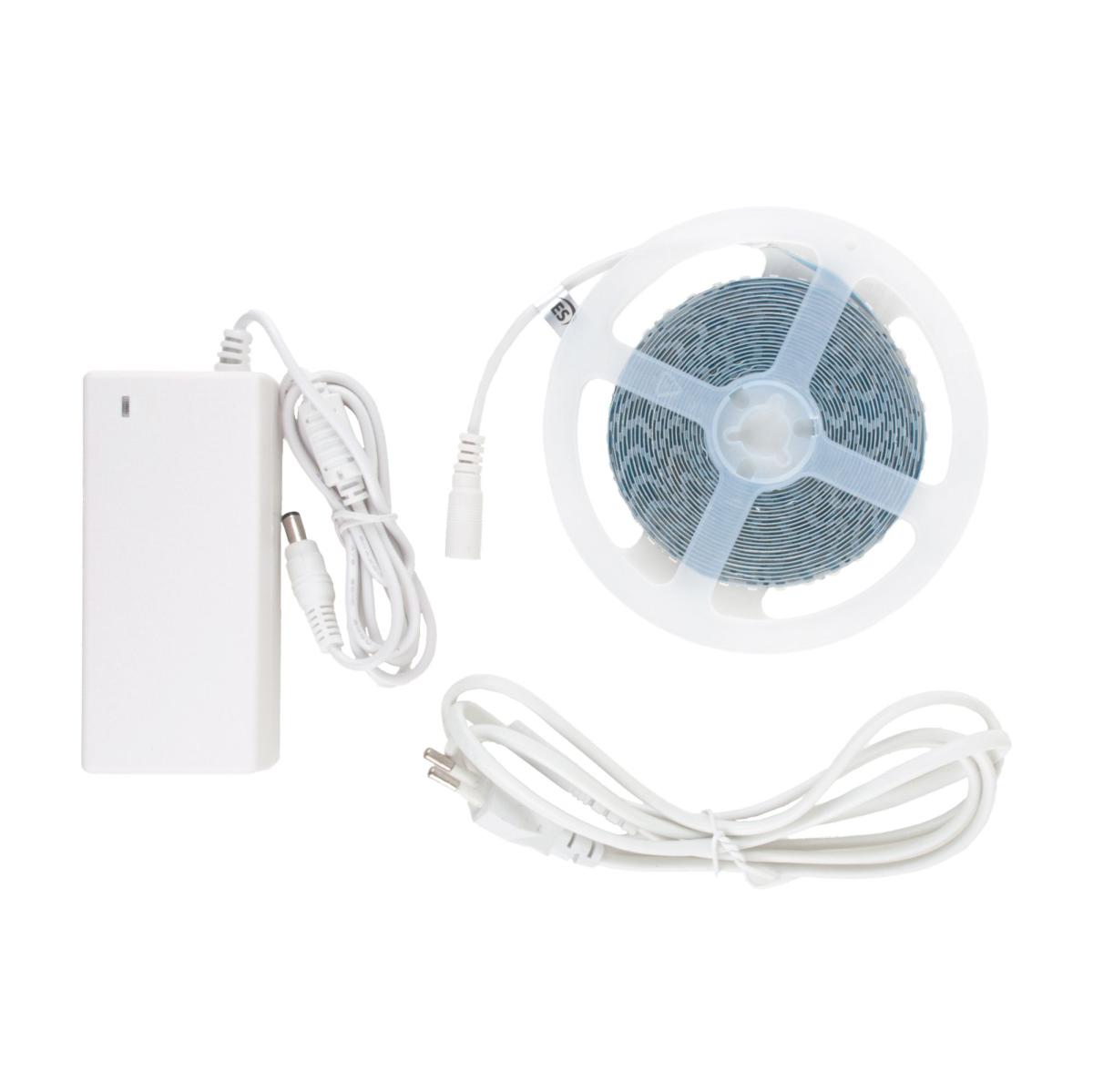 Светодиодная лента Elektrostandard 9,6W/m 120LED/m 2835SMD дневной белый 5M 4690389151682 a050169 в Санкт-Петербурге