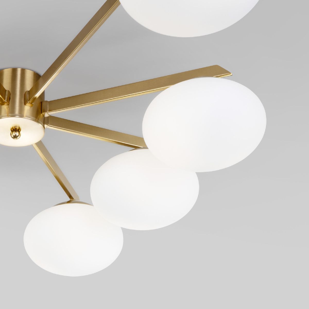 Потолочная люстра Eurosvet Opaline 70220/8 латунь Smart a065768 в Санкт-Петербурге