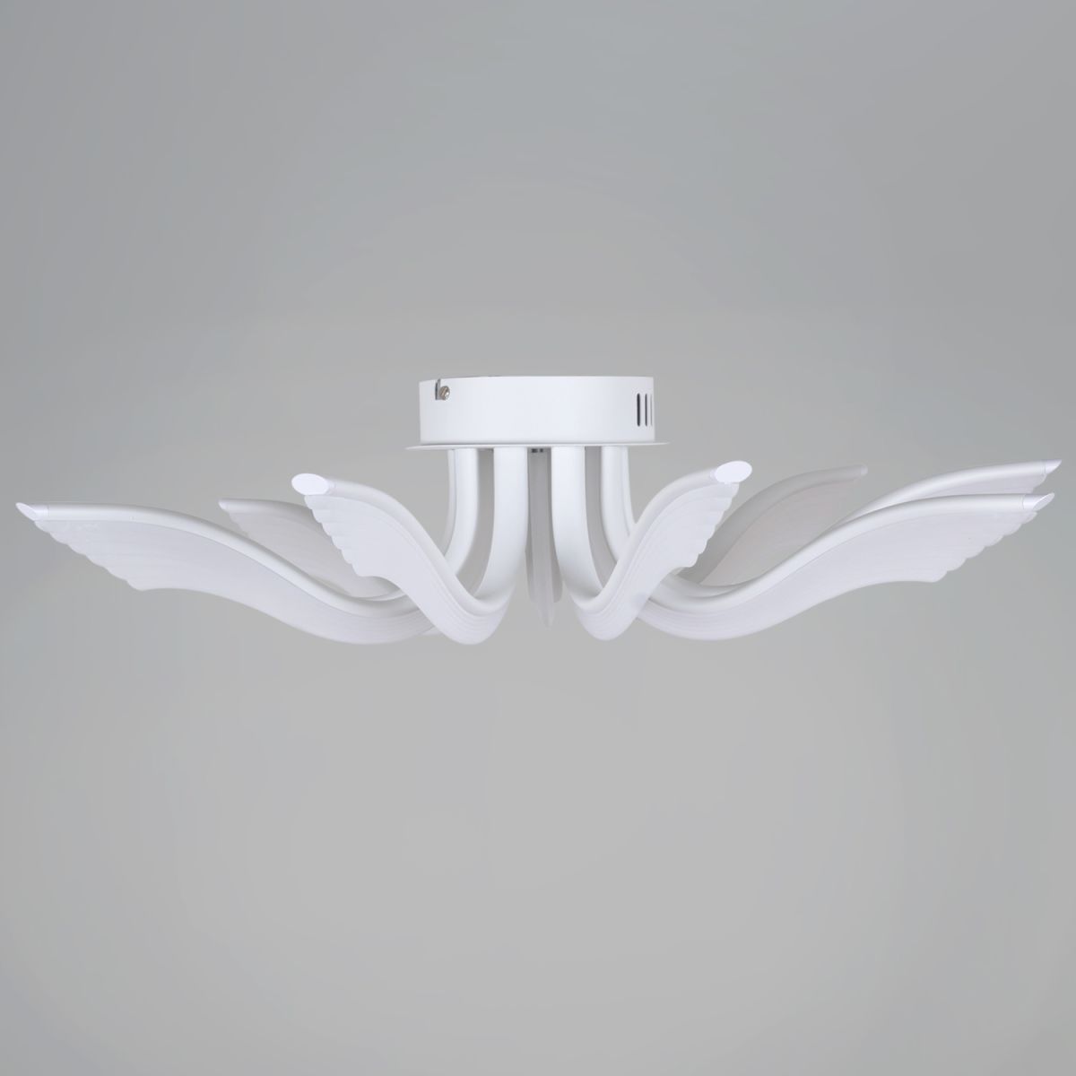 Потолочная люстра Reluce 35390-0.3-09S white в Санкт-Петербурге