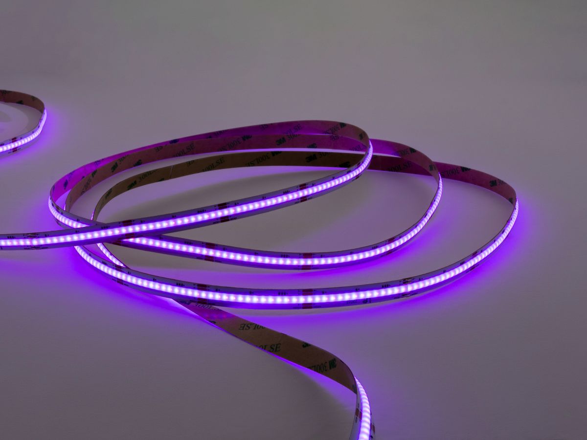 Светодиодная лента LEDS POWER СОВ 840/м (15Вт/м) 24В RGB 007328 в #REGION_NAME_DECLINE_PP#