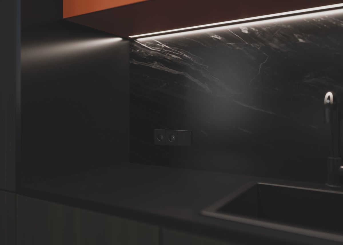 Накладка для розетки с заземлением и защитными шторками, S70 Metal (антрацит) Voltum VLSM000712 в Санкт-Петербурге