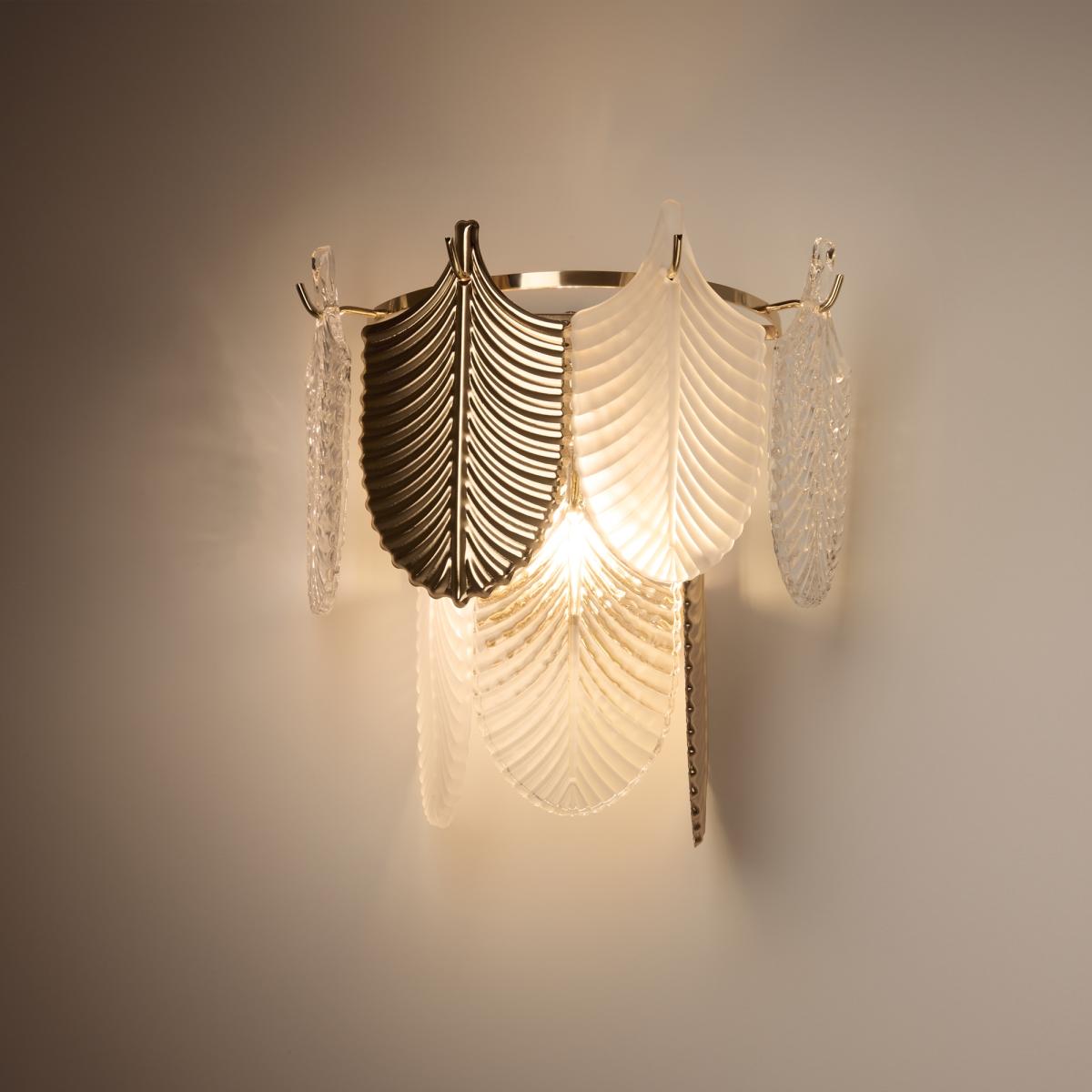 Настенный светильник Freya Hloya FR5143WL-01G в #REGION_NAME_DECLINE_PP#