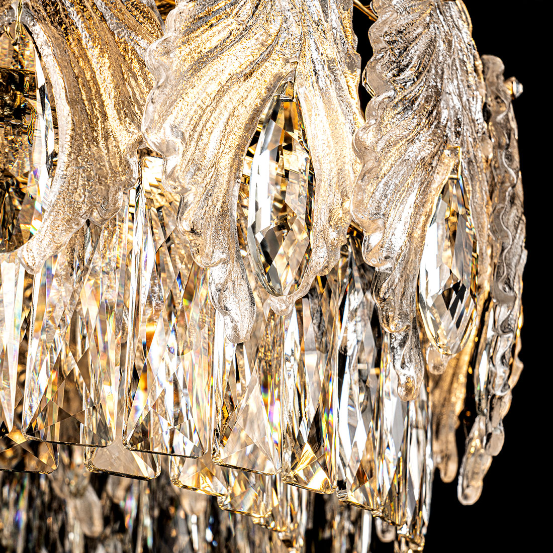 Подвесная люстра Modelux ML.7445.500 GD в #REGION_NAME_DECLINE_PP#