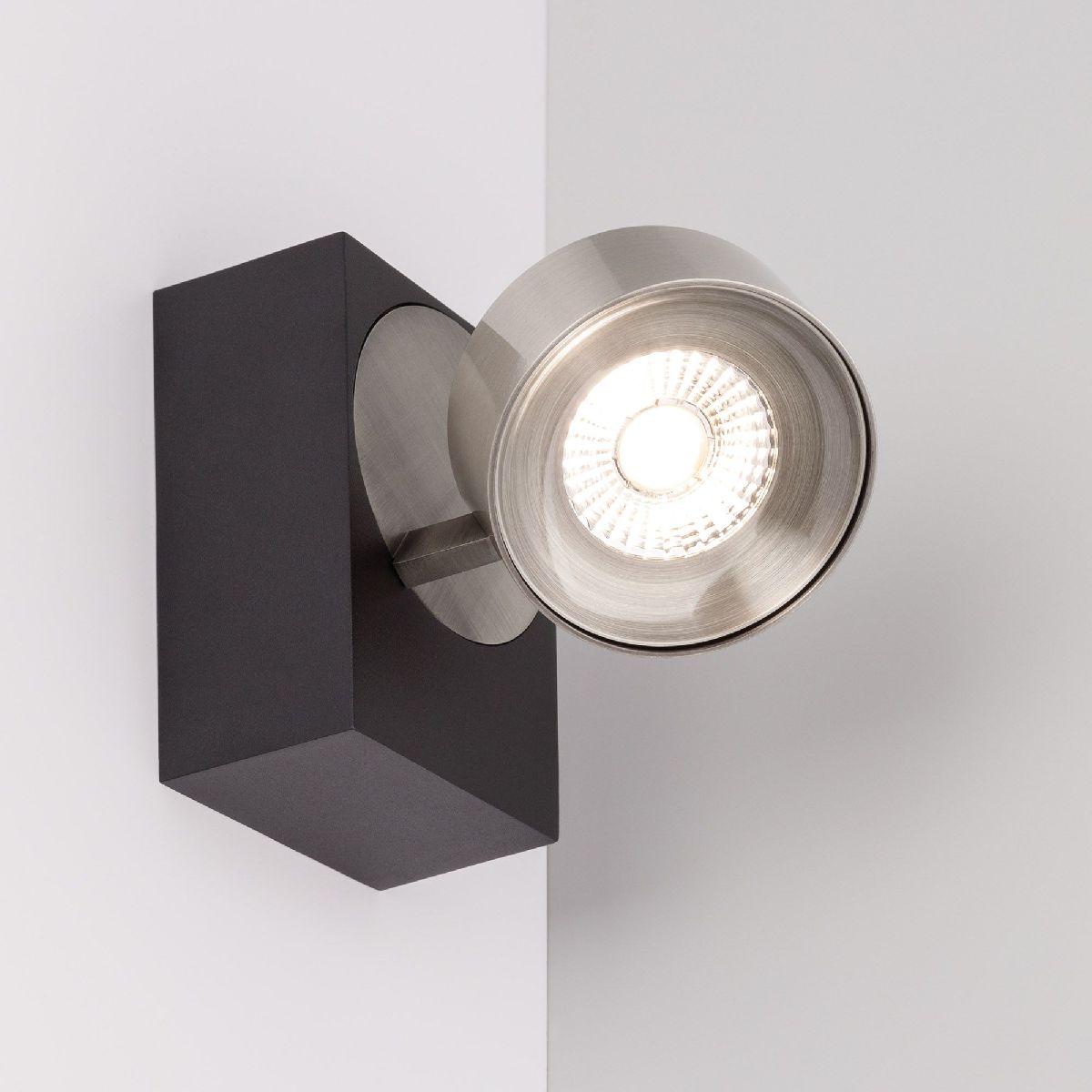 Накладной спот Arlight SP-PLURIO-SURFACE-S110x77-9W Day4000 (BK-NI, 36 deg, 230V) 040437 в Санкт-Петербурге